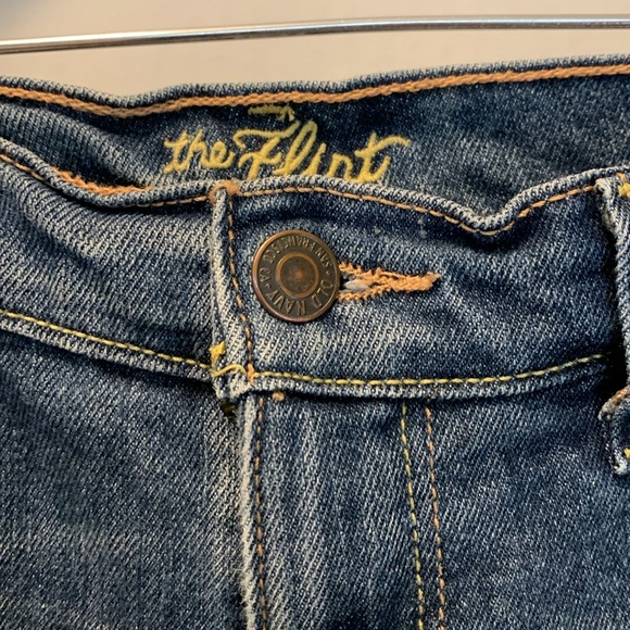 Old Navy The Flirt Jeans Size 2 Short - Picture 6 of 9